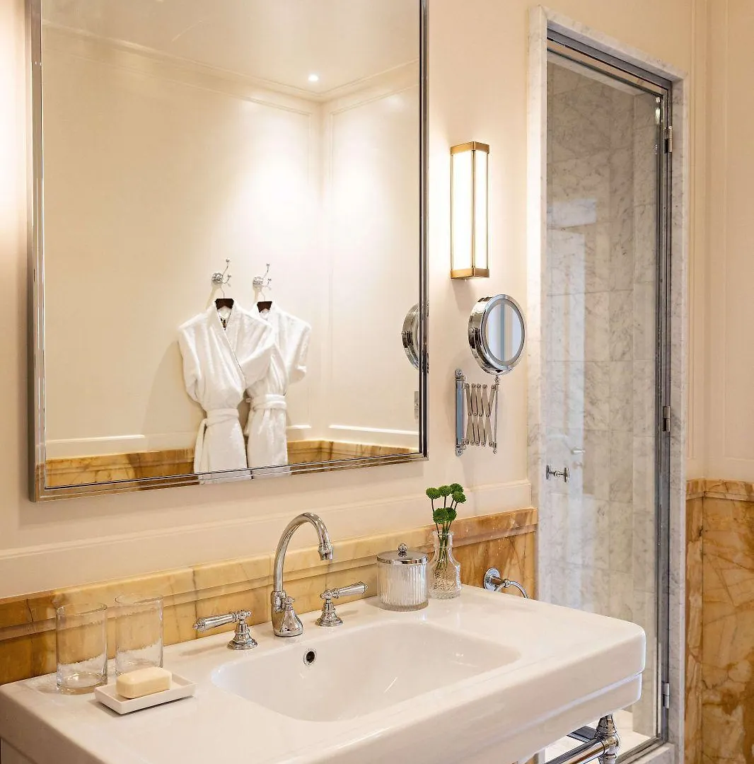 Hotel Balzac Parijs